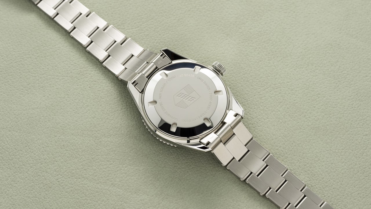 Oris - DIVERS DIVERS SIXTY‑FIVE, DATE - 01 733 7707 4057-07 8 20 18