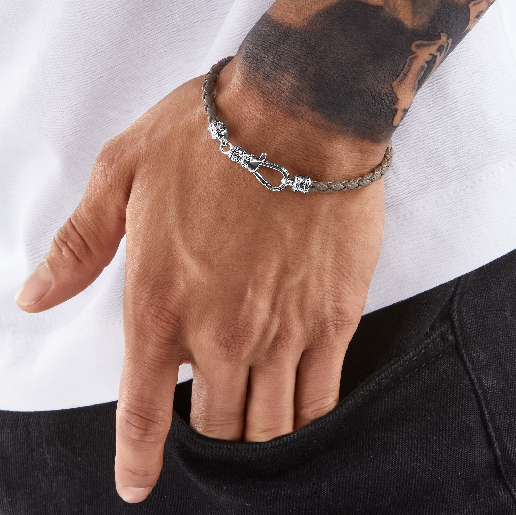 Thomas Sabo Leather bracelet grey A2012-682-5-L17