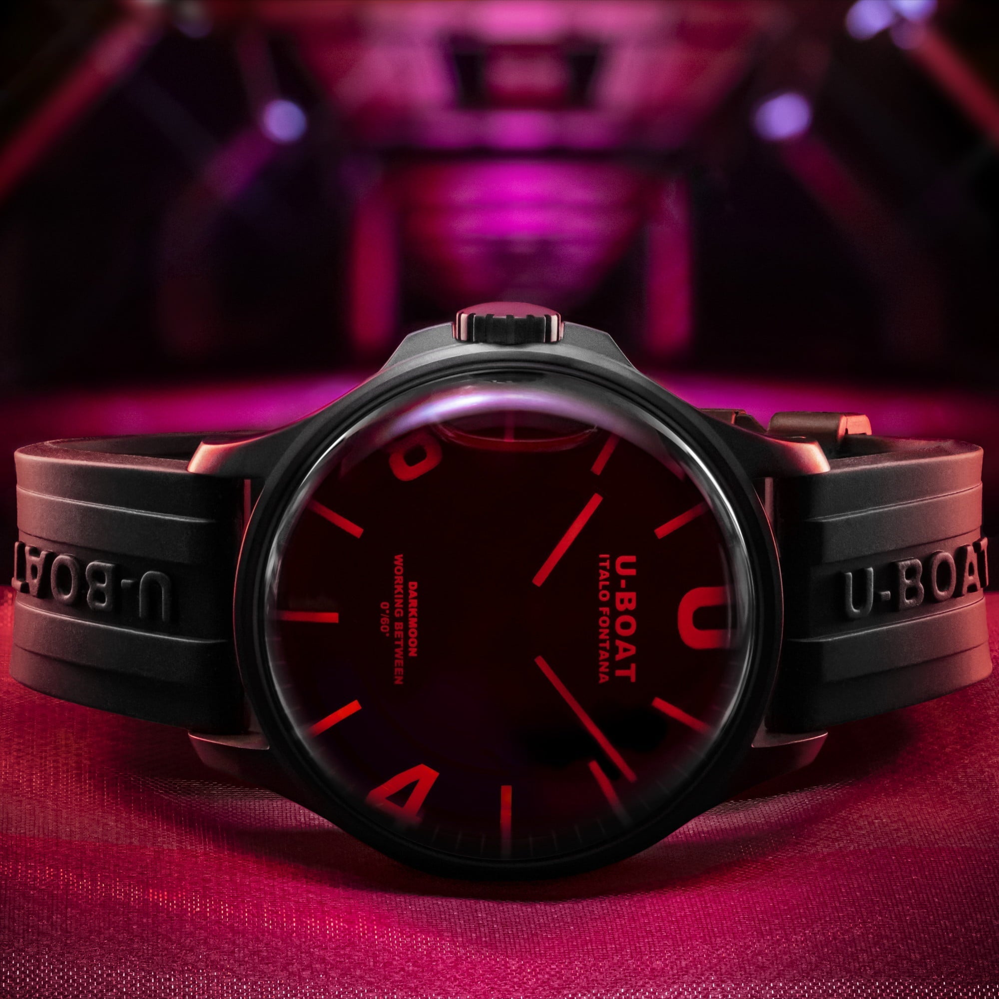U-boat DARKMOON 44MM RED GLASS IPB CODE 8466/B
