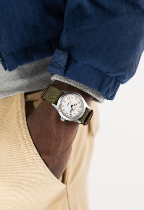 Khaki Field Quartz 38mm - H69401910